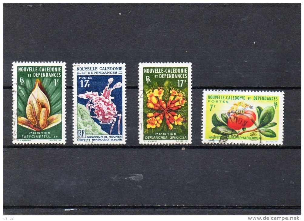 NOUVELLE-CALEDONIE    4 Timbres      1964-65   Oblitérés - Used Stamps