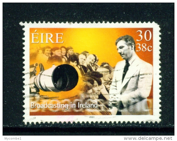 IRELAND  -  2001  Broadcasting  30p  Used As Scan - Used Stamps