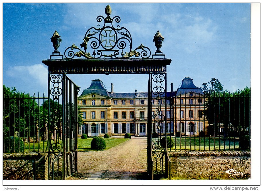 Digny Le Château De La Hallière ( Porte En Fer Forgé - Sonstige & Ohne Zuordnung