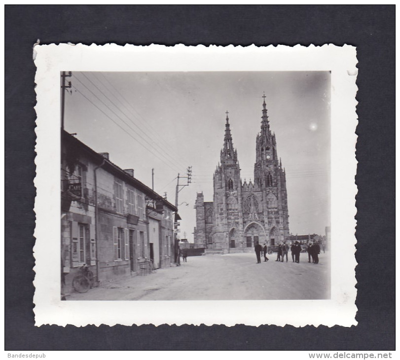 Petite Photo Ancienne - L' Epine ( Basilique Notre Dame En 1932 Studio Marcel Epernay) - Lieux