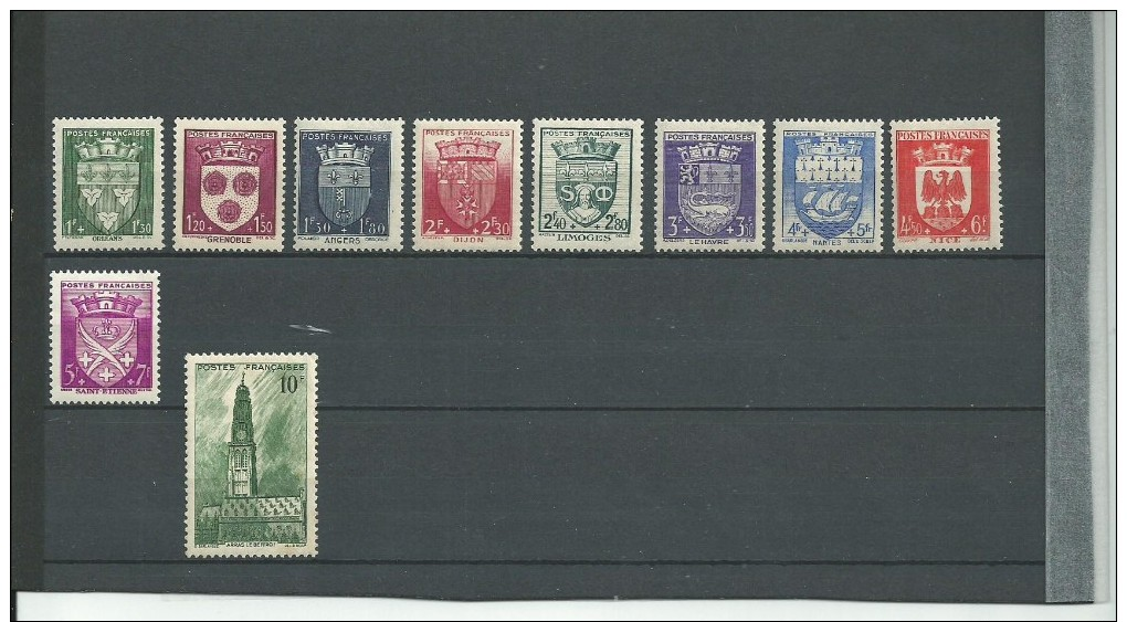 Lot Timbres Neufs  Avec Charniére Année 1942 A SAISIR (détail En Annexe) - Nuevos