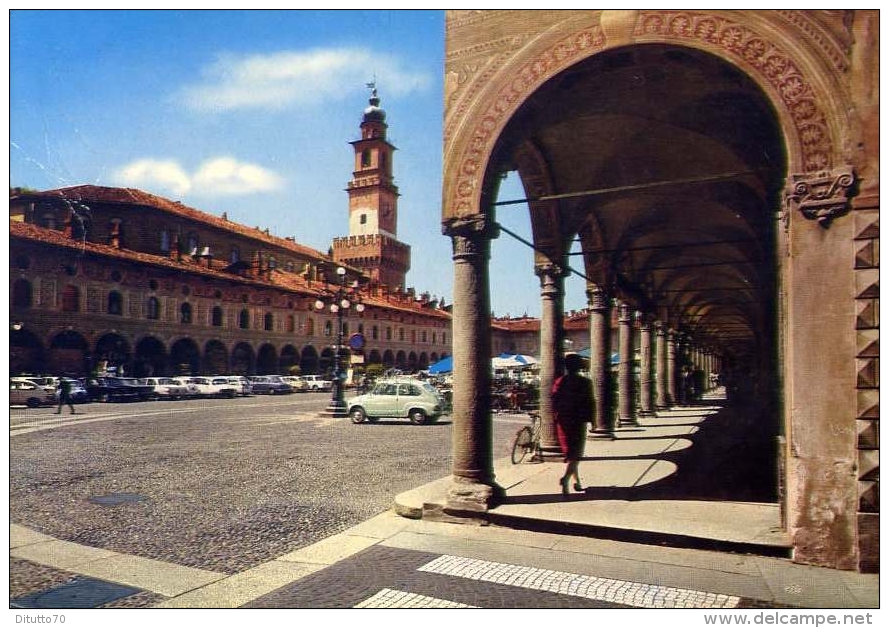 Vigevano - Piazza Ducale - La Torre Del Bramante - Formato Grande Viaggiata Mancante Di Affrancatura - Vigevano