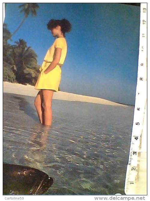 Benetton  RAGAZZA ABITO GIALLO MARE 1982  TIP TAP ASTI   N1982 ES15825 - Moda