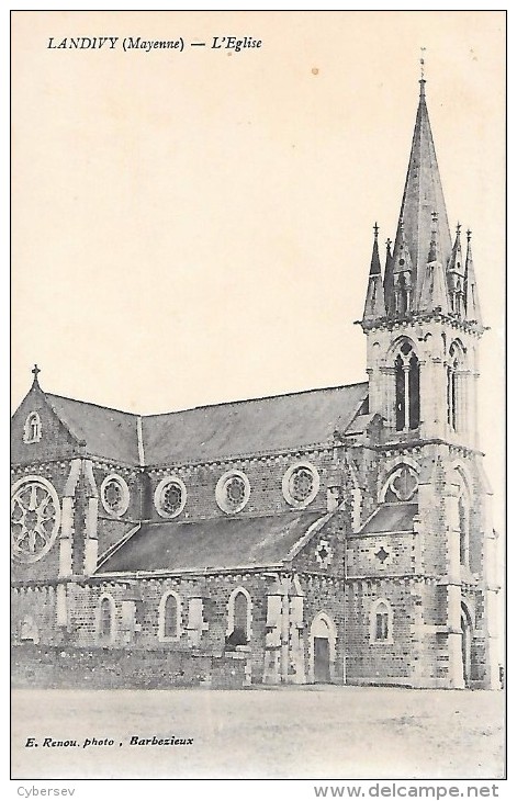 LANDIVY - L'Eglise - Landivy
