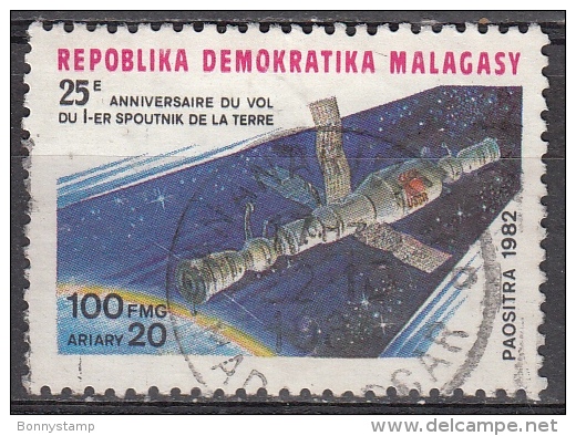 Madagascar, 1982 - 100fr Soyuz-Salyut - Nr.638 Usato° - Madagascar (1960-...)