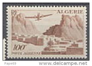 Algérie P. A. N° 10 X   Gorges D'El Kantara, 100 F. Brun-lilas  Trace De Charnière Sinon TB - Airmail