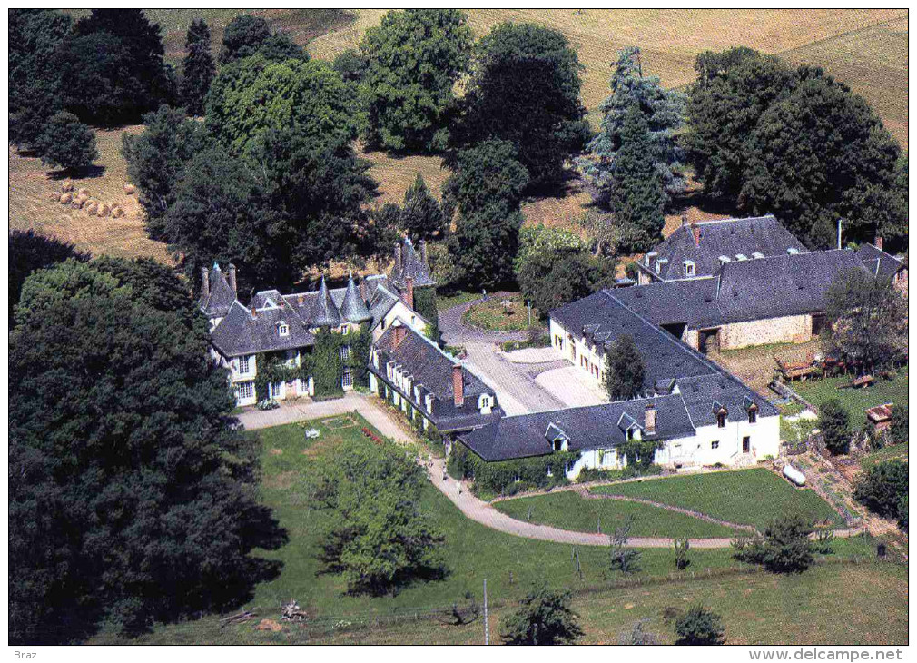 CPM  Uzerche Chateau De Faugeras - Uzerche