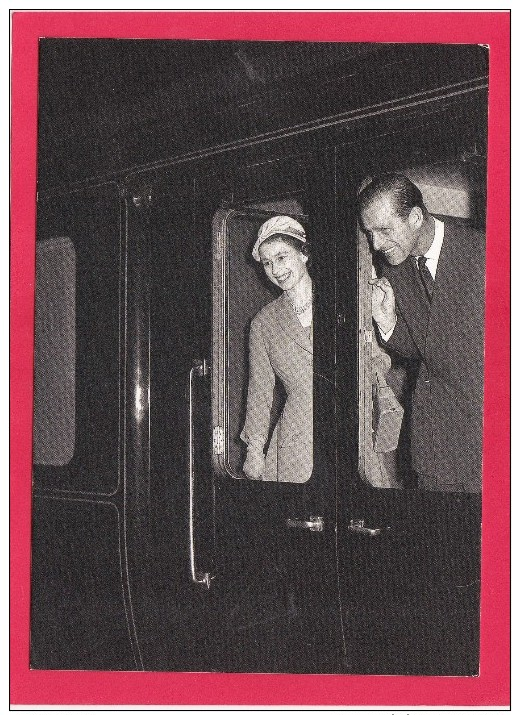 H.M.Queen Elizabeth Ll And Duke Edinburgh, The Telegraph, L13. - Case Reali