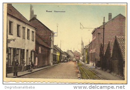 Rumst:   Nieuwstraat - Rumst