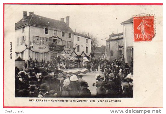 CPA 03 BELLENAVES Cavalcade De La Mi- Carême 1912 Char  De L´ Aviation   ( Devant La Mairie   Près Ebreuil - Andere & Zonder Classificatie