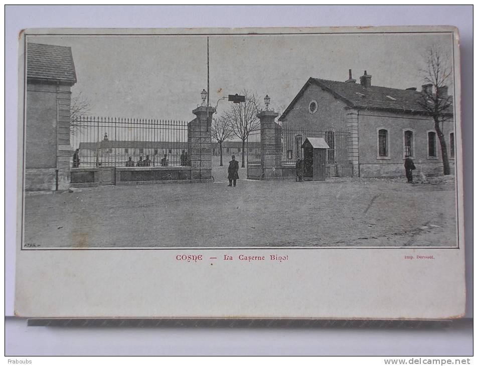 (58) - COSNE - LA CASERNE BINOT - ANIMEE - DOS SIMPLE - 1904 - Cosne Cours Sur Loire