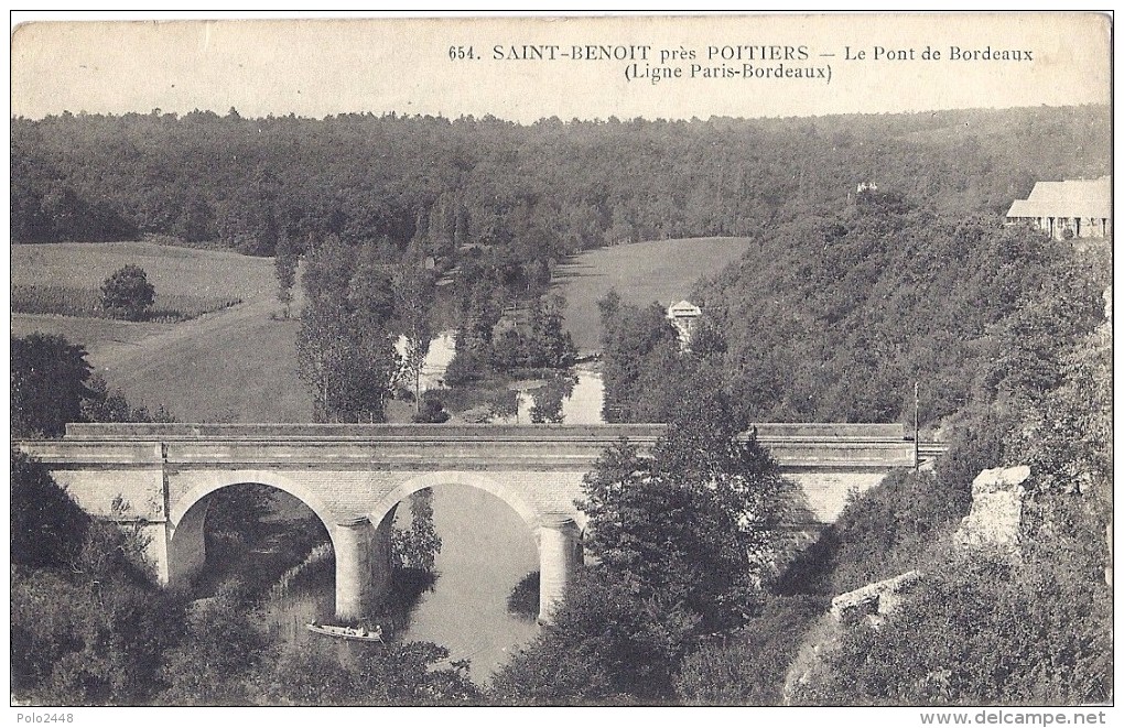Cpa - Saint Benoit Près Poitiers - Le Pont De Bordeaux ( En L´état ) - Saint Benoit