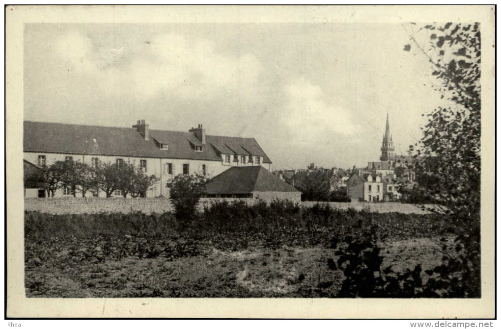 29 - PLOUNEOUR-TREZ - Ecole - Autres & Non Classés