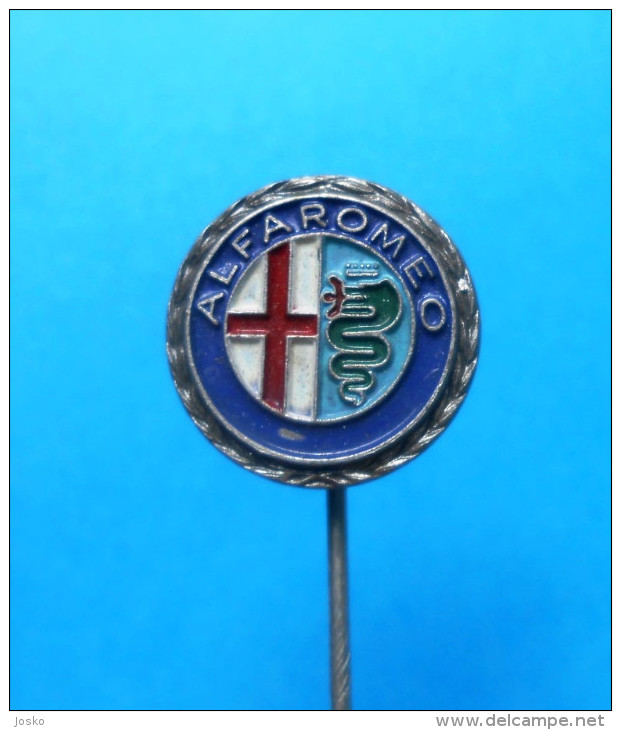 ALFA ROMEO Italy Car ( Vintage Pin Bertoni ) Badge Automobile Auto Autos Cars Automobiles Anstecknadel Distintivo Italia - Alfa Romeo