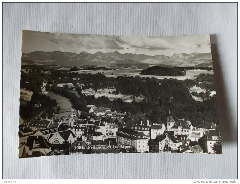 Fribourg Et Les Alpes - Fribourg