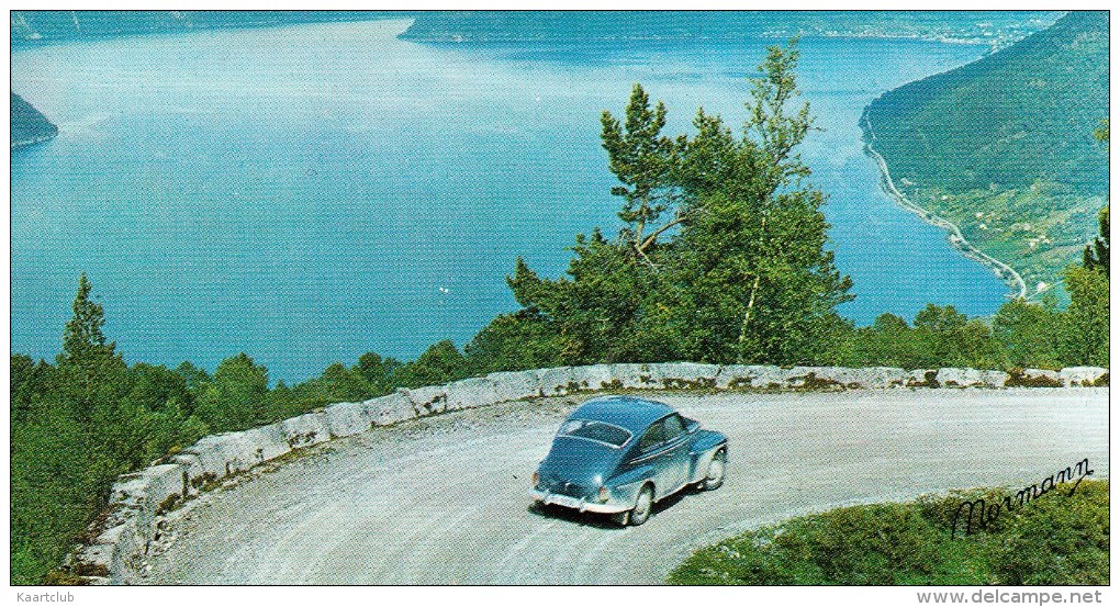 Nordfjord: - VOLVO PV 544  - View From The Utvik Mountain  - Norge / Norway - Voitures De Tourisme