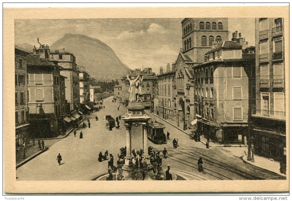 CPSM 38 GRENOBLE PLACE NOTRE DAME ET MONUMENT DU CENTENAIRE - Grenoble