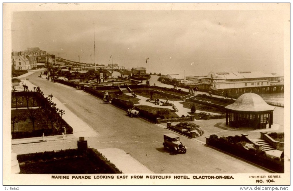 ESSEX - CLACTON - MARINE PARADE LOOKING EAST FROM WESTCLIFF HOTEL RP Es94 - Clacton On Sea