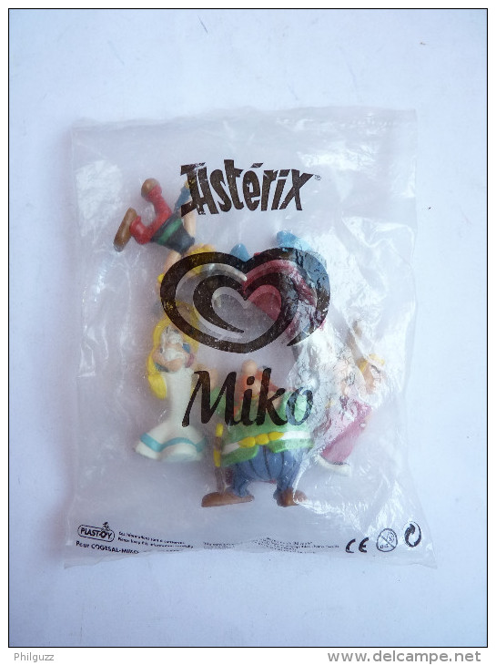 TRES RARE 5 FIGURINES - PLASTOY - Publicitaires OFFERTES PAR MIKO Dans Le Sachet Emballage D'origine Avec Marquage MIKO - Autres & Non Classés