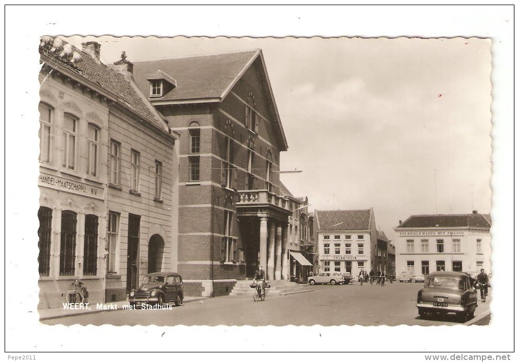 CSM : WEERT : Markt Met Stadhuis : Salle Du Marché - Maisons - Magasins Voitures Années 1960 Huizen - Winkels Car 1960 - Weert