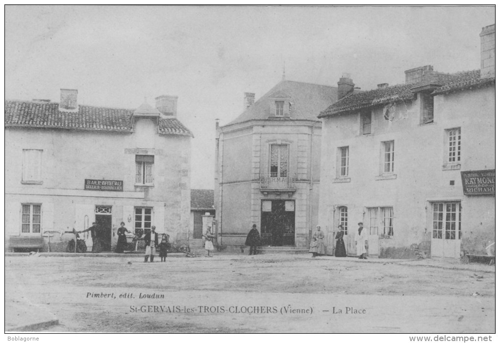 St-gervais-les-trois-clochers (vienne) La Place - Saint Gervais Les Trois Clochers