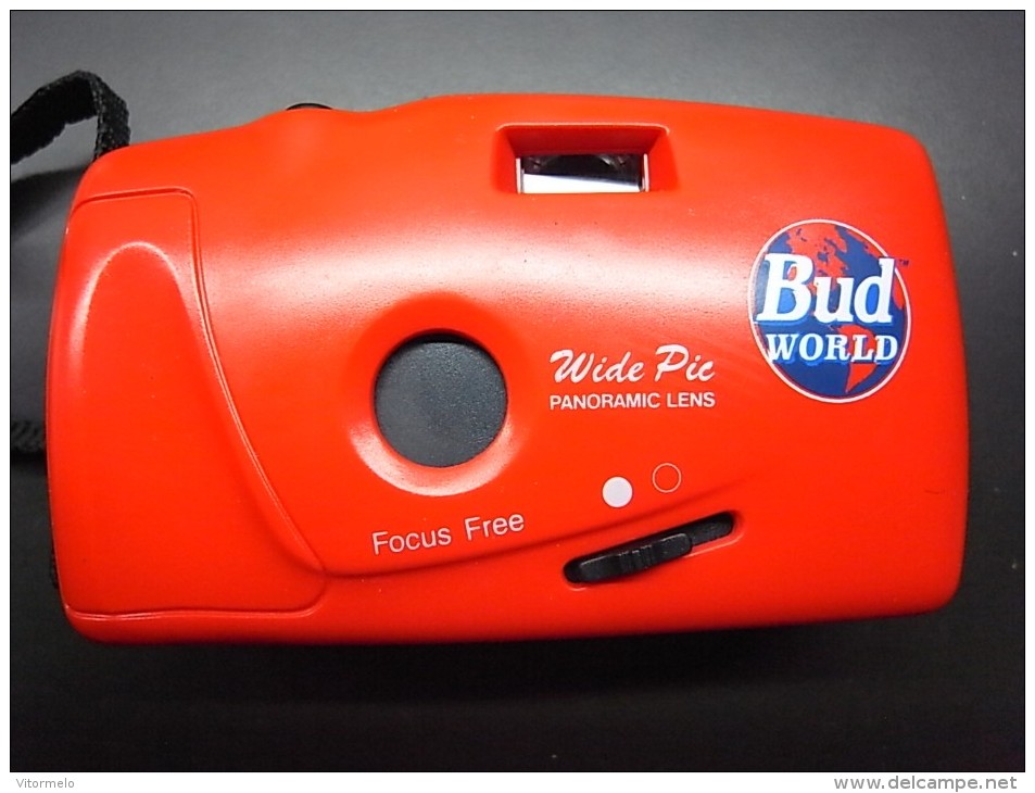 1 PHOTO CAMERA - PANORAMA 35MM CAMERA BUD WORLD BUDWEISER - Fotoapparate