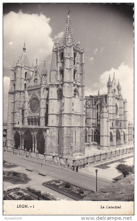 España---Leon-- La Catedral - León