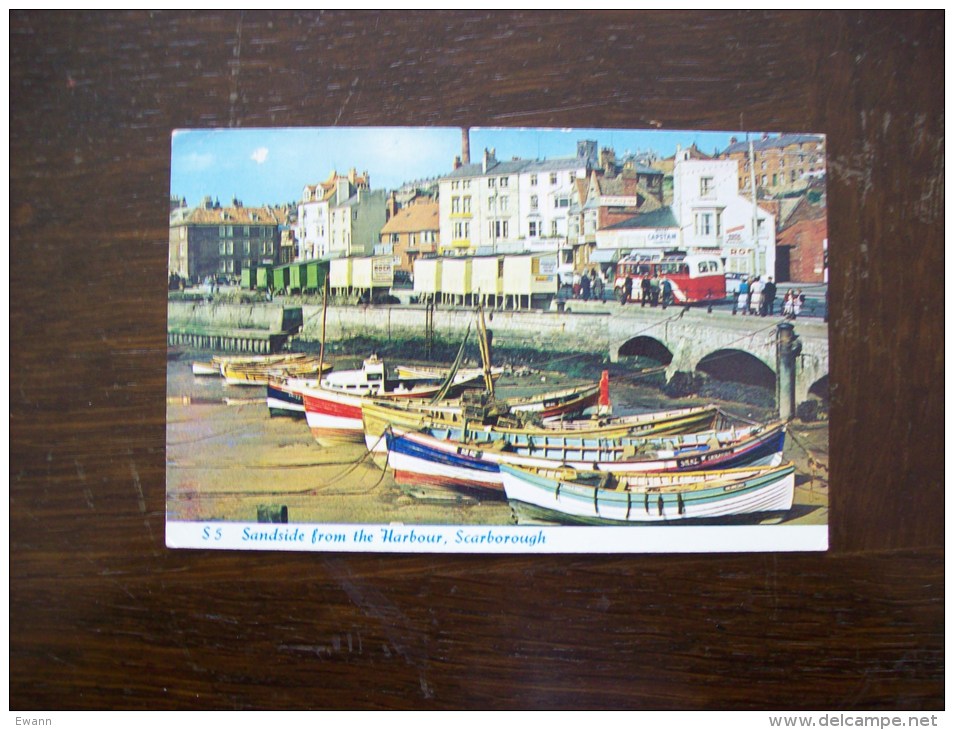 Angleterre: Carte Postale Ancienne De Scarborough- Sandside From The Harbour - Scarborough
