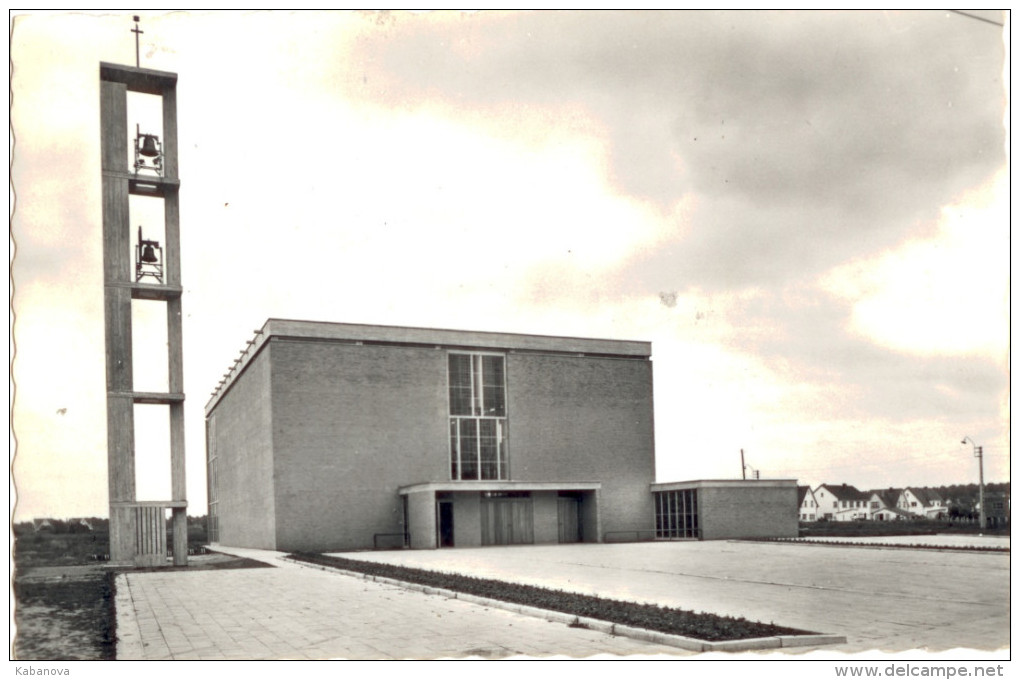 Haacht. Haecht. Nieuwe Moderne Kerk - Haacht