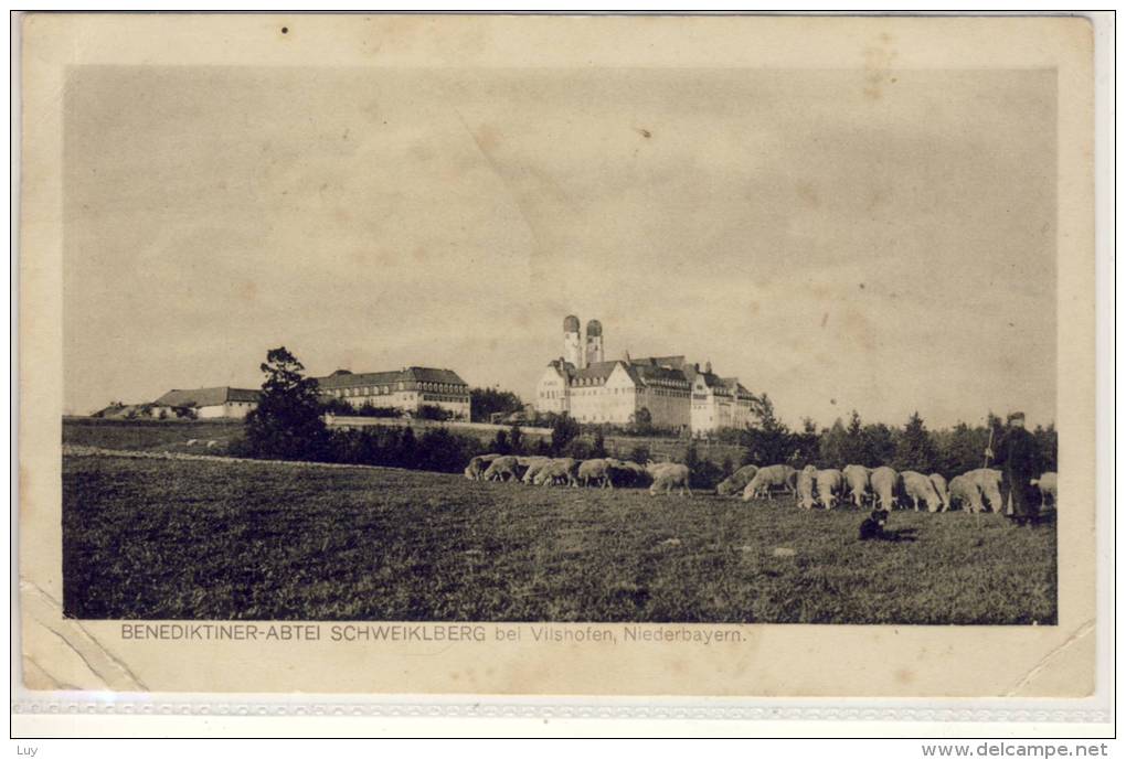 Benediktiner Abtei SCHWEIKLBERG Bei VILSHOFEN, Niederbayern, Panorma M. Schafe Auf Der Wiese - Vilshofen