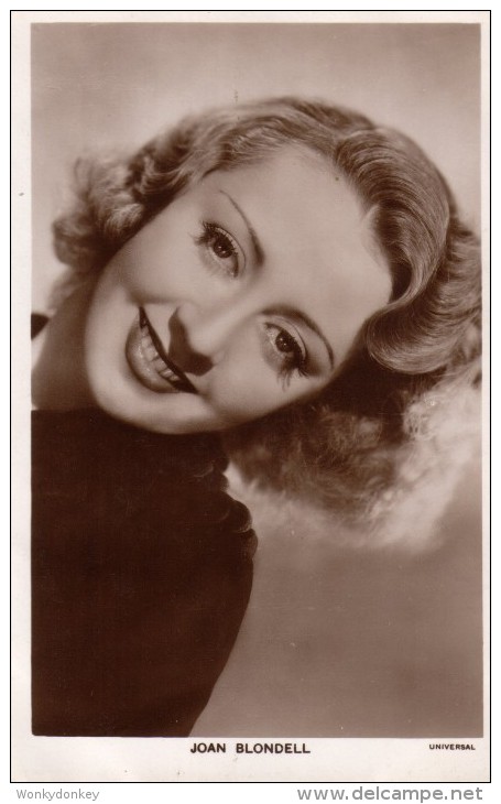 Joan Blundell.      Actress,  Picturegoer  Series.         RPPC.   (D252). - Acteurs