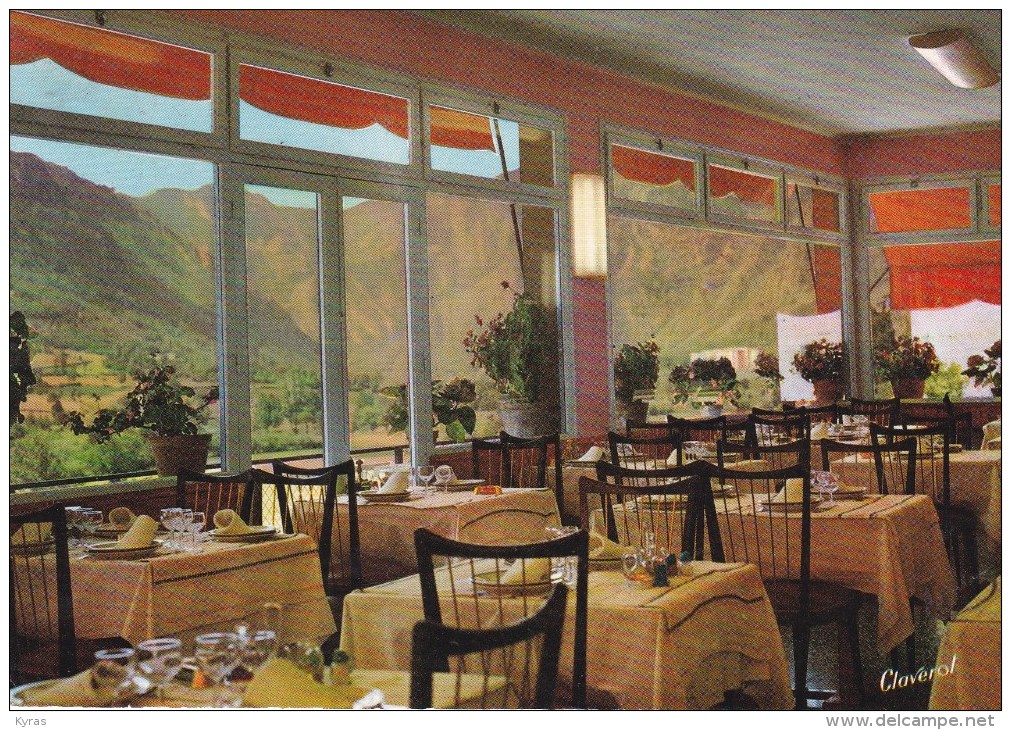 CPM 10X15 .  ANDORRE . ANDORRA PALACE . Restaurant "La Truita " Hôtel RIPERPUIG . Vue D´1 Des 3 Salles à Manger - Andorra