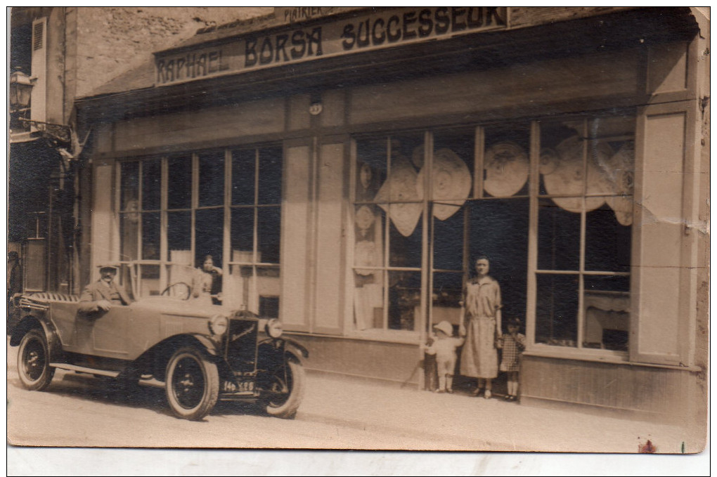 Carte  Photo , Devanture , Objets En Platre, Rosace..." Raphael Borson Successeur " ,belle Auto , A Situer - A Identifier