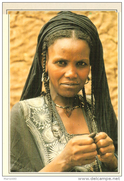 NIGERIA  INGALL:  DONNA  TUAREG      (NUOVA CON DESCRIZIONE DEL SITO SUL RETRO) - Nigeria