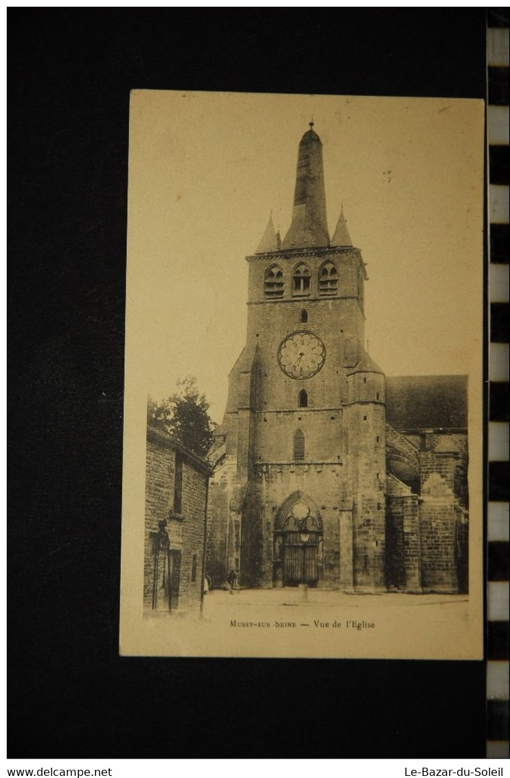 CP, 10, MUSSY-sur-SEINE Vue De L'Eglise Dos Simple Voyagé En 1903 - Mussy-sur-Seine