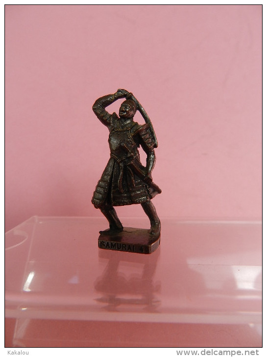 KINDER METAL  SAMOURAIS .4 - Metal Figurines