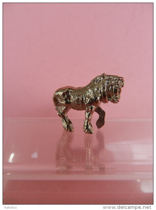 KINDER METAL CHEVAL - Figurines En Métal