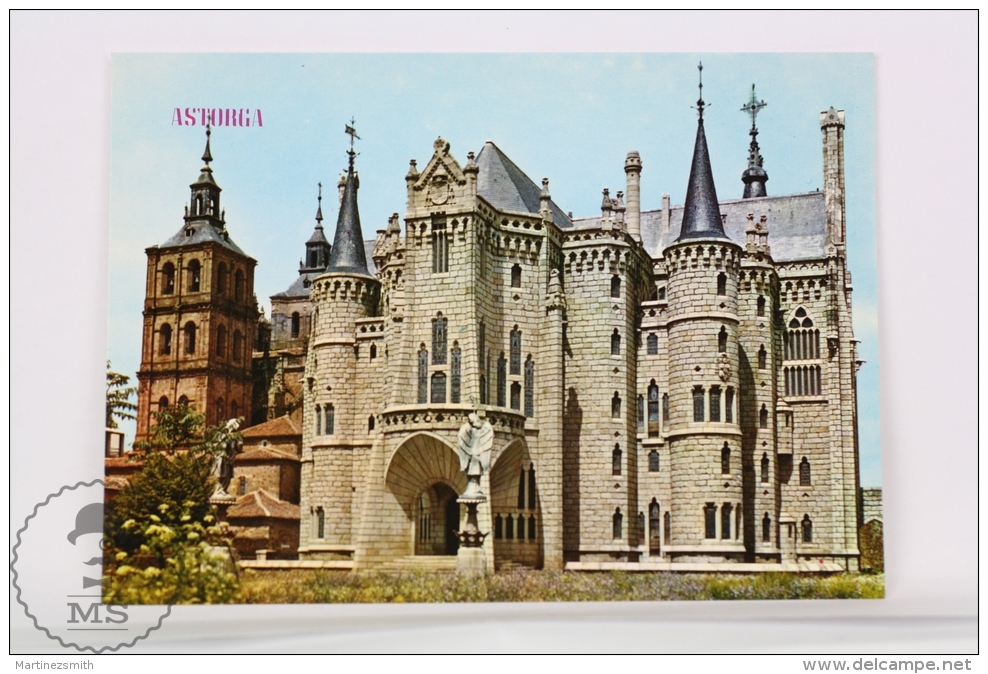 Architecture Topic Postcard - Astorga Antonio Gaudi  Palace - Museum Of The Roads - Iglesias Y Catedrales