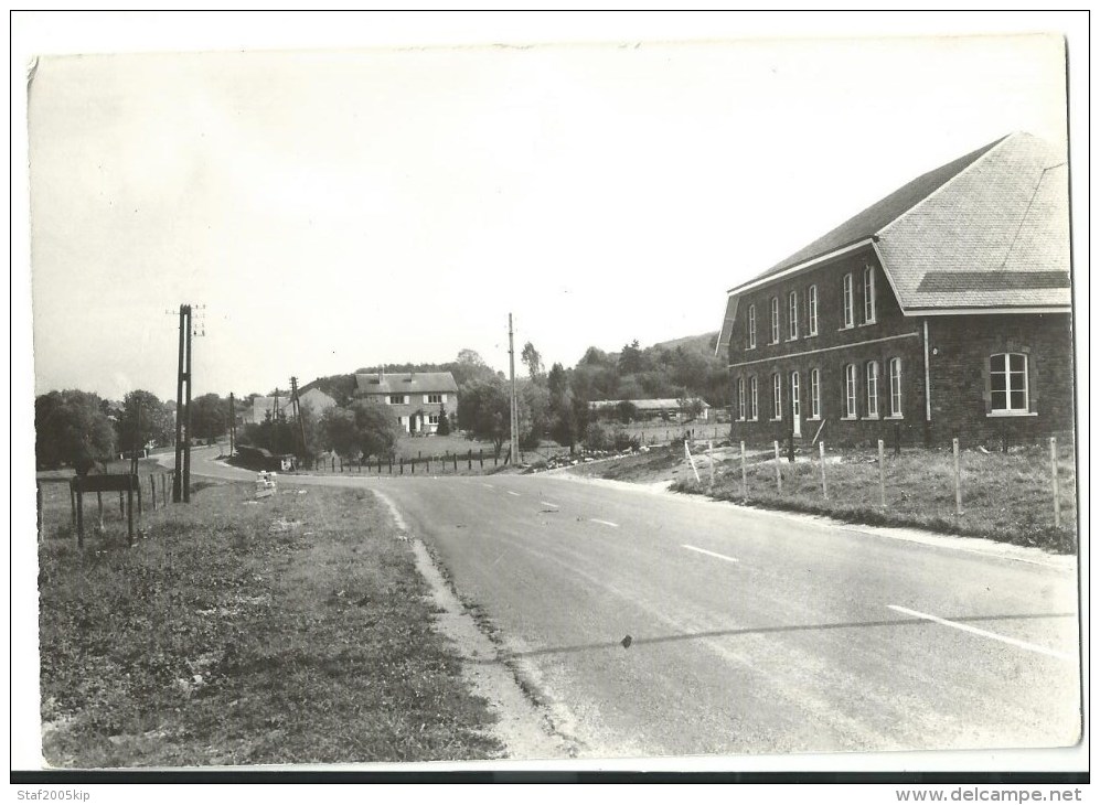 Resteigne-Sur-Lesse - Hervin, Route De Tellin - Tellin