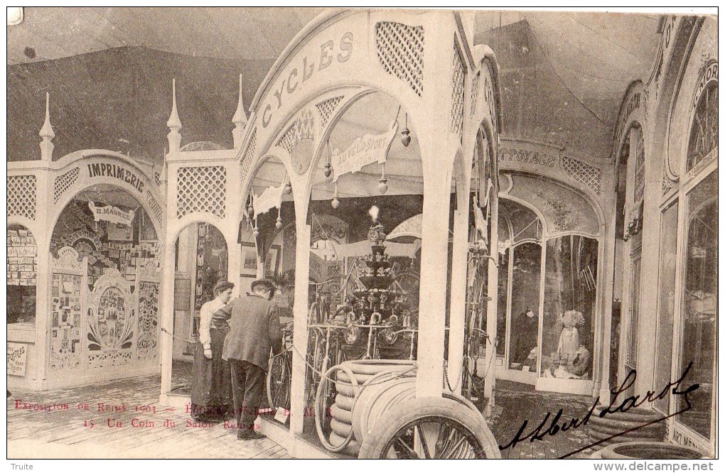 REIMS EXPOSITION DE 1903 UN COIN DU SALON REUNIES STAND CYCLES   CARTE PRECURSEUR - Reims