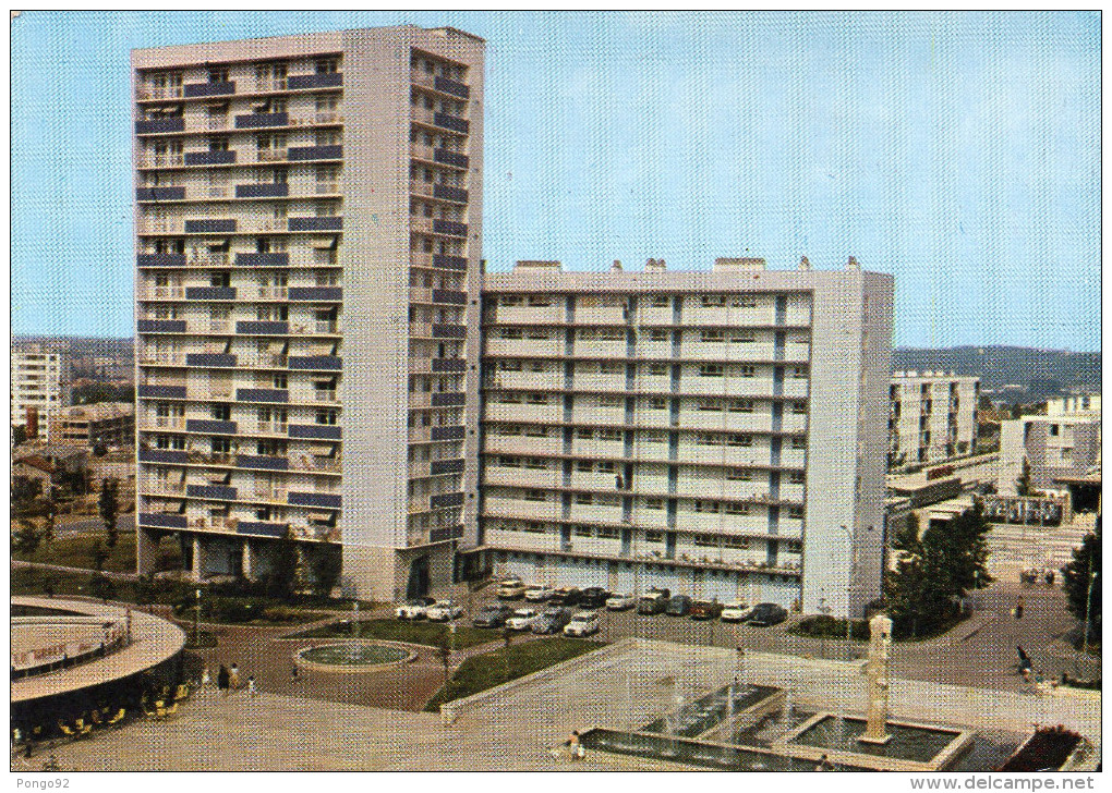 Cpsm 1966 CRETEIL, MONT MESLY, Place De L'abbaye  (10.90) - Creteil