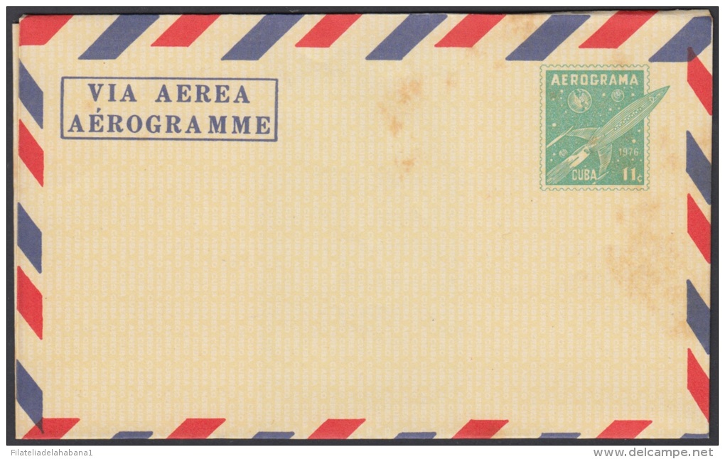 1976-EP-9 CUBA 1976. Ed.4. AEROGRAMME . POSTAL STATIONERY. COHETE. ROCKET. UNUSED. ERROR DE IMPRESION. AZUL DSPLAZADO. - Used Stamps