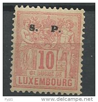 1882 MH Luxemburg, Luxembourg - Officials