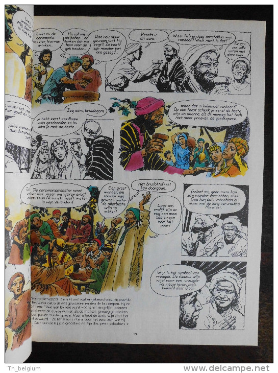 Boek - Strip - ´Hij Leefde Onder Ons´ 128 Blz´n Over Het Leven Van Jezus Van Nazareth (katholieke Leer) - Otros & Sin Clasificación