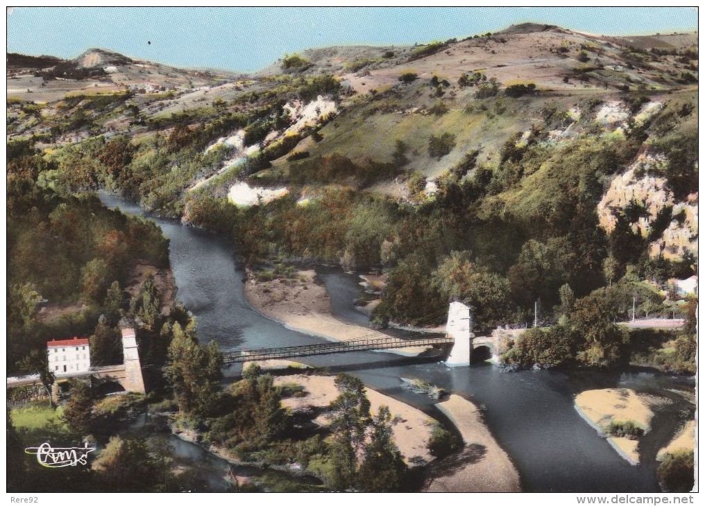 63 PUY DE DÔME  PARENTRIGNAT VUE GENERALE LE PONT ENVIRON ISSOIRE - Autres & Non Classés