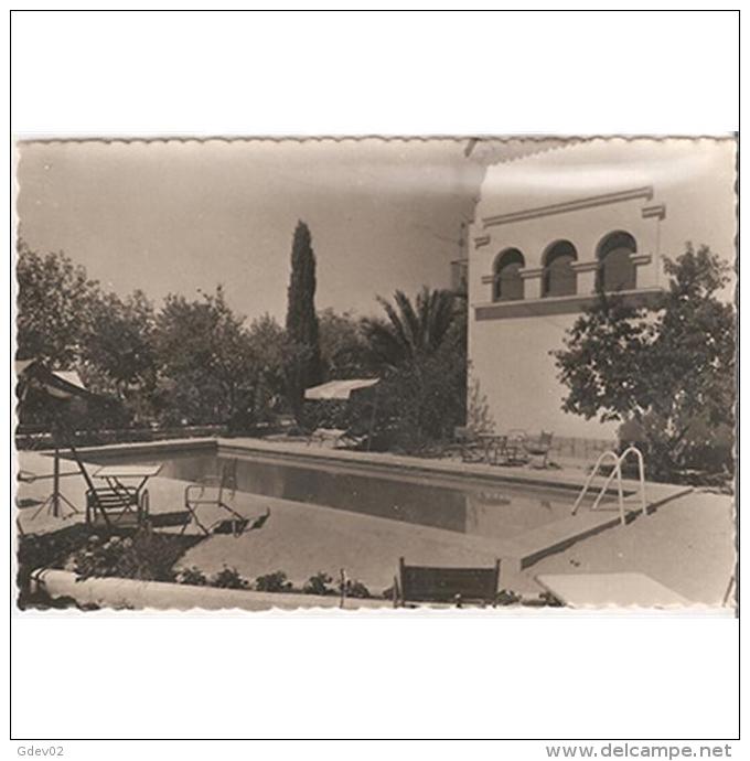 CCRTP4091-LFTD5588.Tarjeta Postal DE CACERES.Edificios,arboles,PISCINA Del HOTEL EXTREMADURA.Caceres - Cáceres