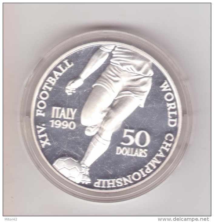 Niue-50 Dollari Argento-diametro 4cm Circa-Sport-Campionato Di Calcio 1990-Italia-F.D.C. In Capsula - Altri – Africa