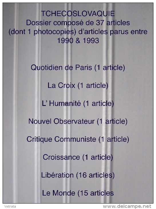 TCHECOSLOVAQUIE  Dossier Composé De 37 Articles (dont 1 Photocopie) D&rsquo;articles Parus Entre 1990 & 1993 - Kranten Voor 1800