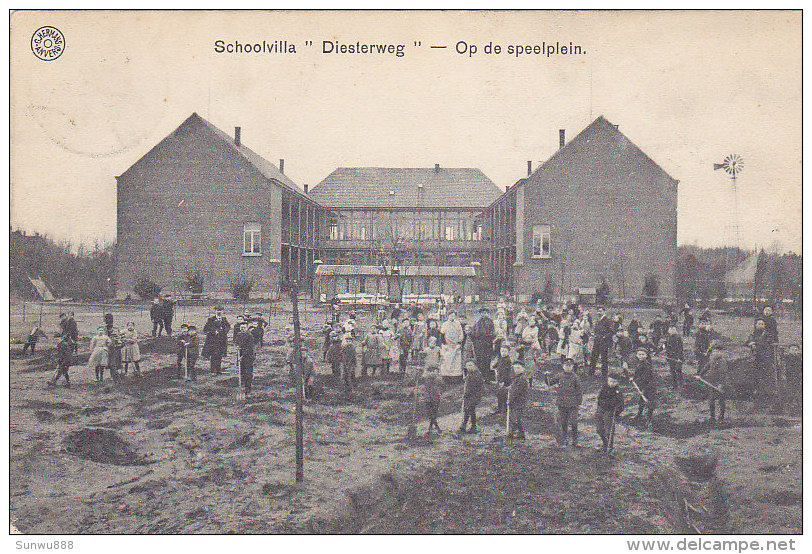 Schoolvilla Diesterweg - Op De Speelplein (top Animation) - Kalmthout
