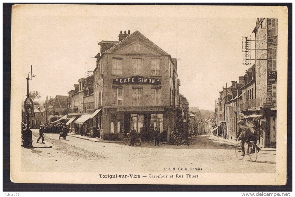 TORIGNI - SUR - VIRE . Carrefour Et Rue Thiers . Café Simon . Animé . - Autres & Non Classés